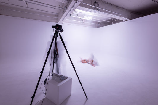 White cyclorama - photography / videography studio in Montréal (Plateau Mont-Royal)